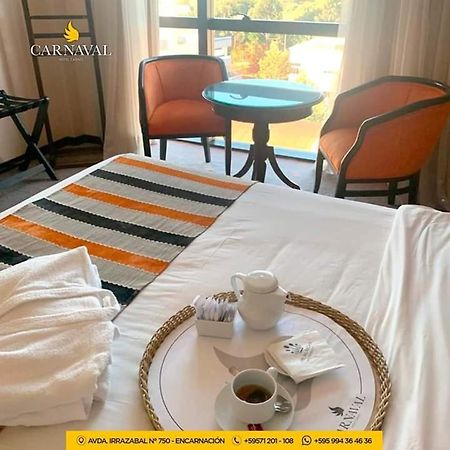 Carnaval Hotel Casino Энкарнасьон Экстерьер фото A room at the hotel