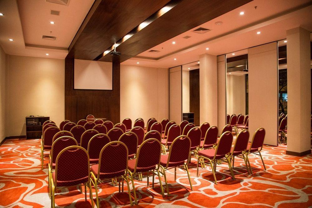 Carnaval Hotel Casino Энкарнасьон Экстерьер фото Meeting room