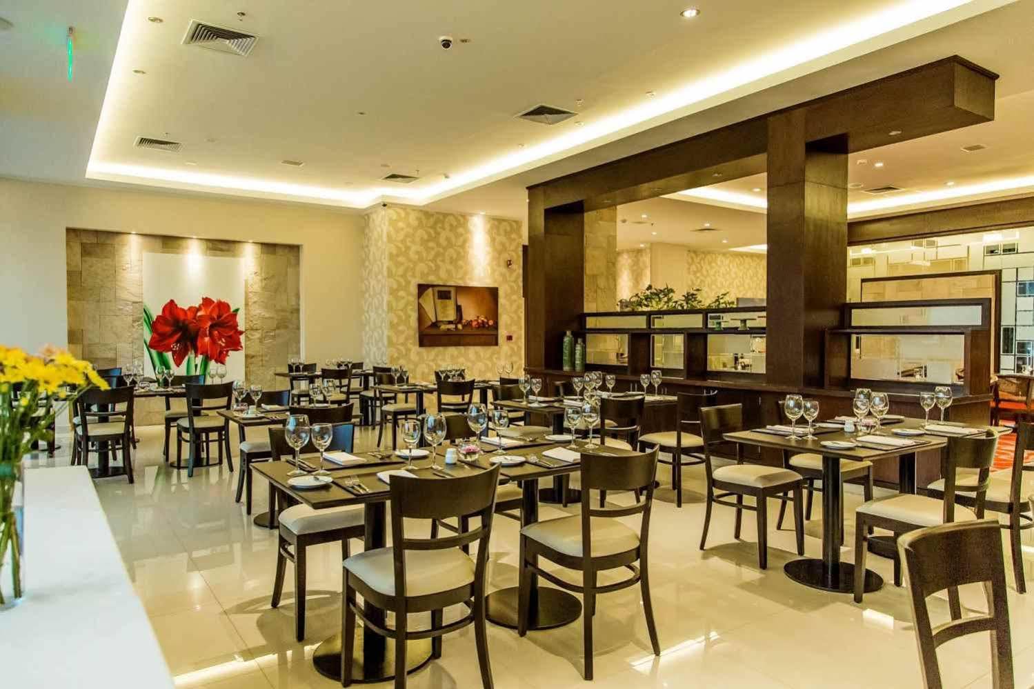 Carnaval Hotel Casino Энкарнасьон Экстерьер фото Restaurant